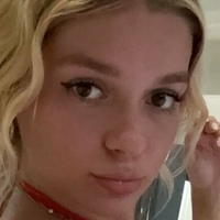 abigaillutz Desnuda