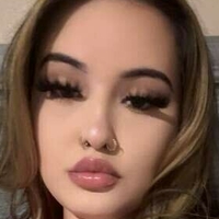 Ainek Desnuda