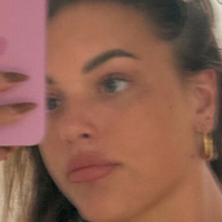 Alanna Pow Desnuda
