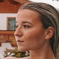 Alina Wachinger Desnuda