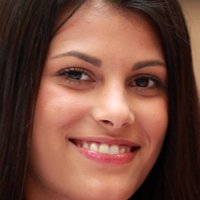 Alisar Ailabouni Desnuda