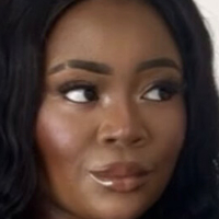 Amanda Nchoma Desnuda