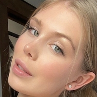 Angel Phub Desnuda