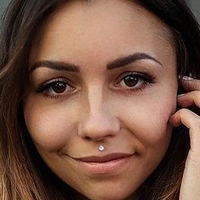 Annesamanta Desnuda