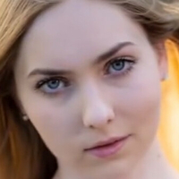 Antonia Schreiter Desnuda