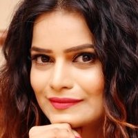 Archana Gautam Desnuda
