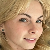 avalinkfree Desnuda