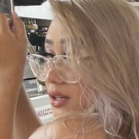 Beamer Babe Desnuda