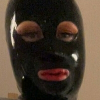 bee_the_rubber_doll Desnuda