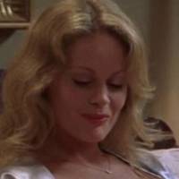 Beverly D'Angelo Desnuda