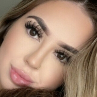 bigtitteebri Desnuda
