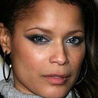 Blu Cantrell Desnuda