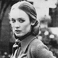Camille Keaton Desnuda