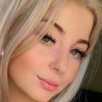 Carly Cakes Desnuda