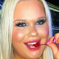 chloestar.videostore Desnuda