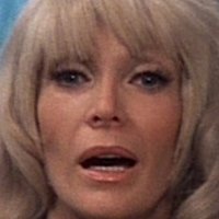 Dyanne Thorne Desnuda