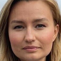Ebba Busch Desnuda