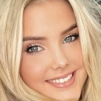 Eden Wood Desnuda