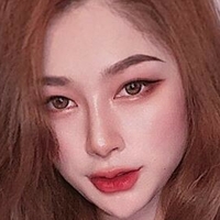 Ellena Ling Desnuda