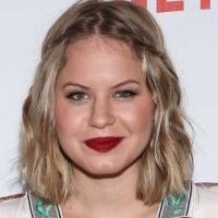 Emily Althaus Desnuda