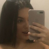 Emily Muniz Desnuda