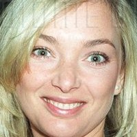 Emma Amos Desnuda