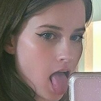 emmabarbyy Desnuda