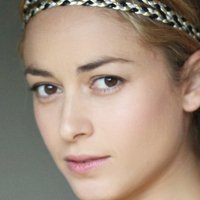 Emmanuelle Bouaziz Desnuda