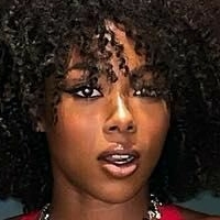 Emyri Crutchfield Desnuda