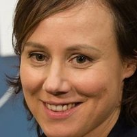 Eva Löbau Desnuda