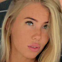 Gina Frozen Desnuda
