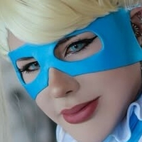 Giu Hellsing Desnuda