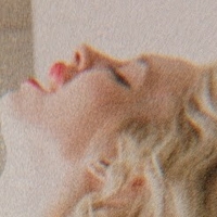 Glume Desnuda