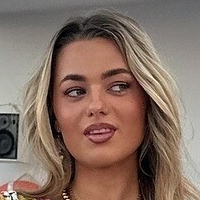 Guusje Willemse Desnuda