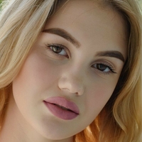 Hannah Lynn Desnuda