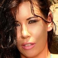 Heather Kirby Curvy Desnuda