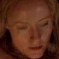 Helene Joy Desnuda