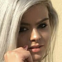 Hollie Rotten Desnuda
