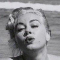Jeanne Carmen Desnuda