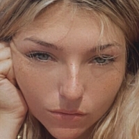 Julia Brower Desnuda