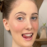 junejuni Desnuda