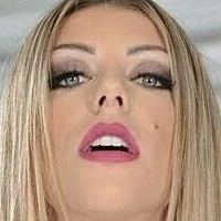 karmarxfree Desnuda