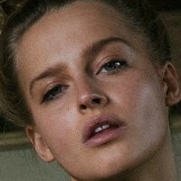 Karolina Pisarek Desnuda