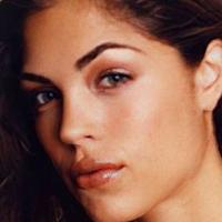 Kelly Thiebaud Desnuda