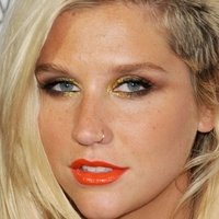 Kesha Rose Sebert Desnuda