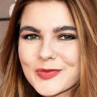 Klaudia Giez Desnuda