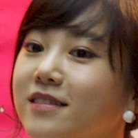 Kwak Ji-min Desnuda