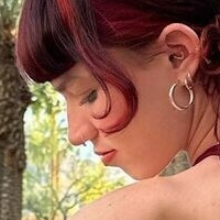 Lara Adkins Desnuda