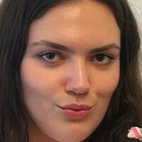 Lejneziri Desnuda