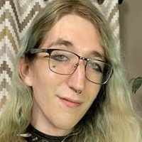 Lily Lavender Desnuda